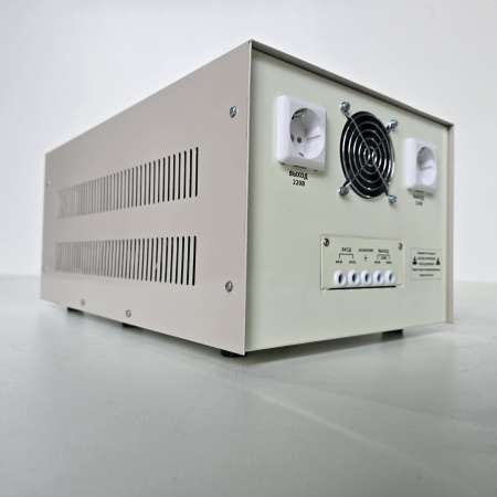 Купить Стабилизатор напряжения PowerPik PPC-7.5H-1P-R30 (7,5 кВА, однофазный) в интернет магазине L4.kz за 116 000 тг. с доставкой по Алматы и Казахстану